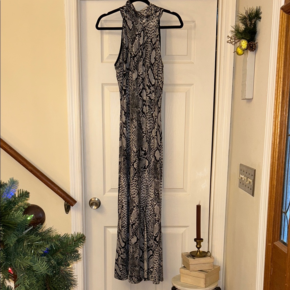Elegant Arielle Snake Print Maxi Dress- New w/tags!!Size Small